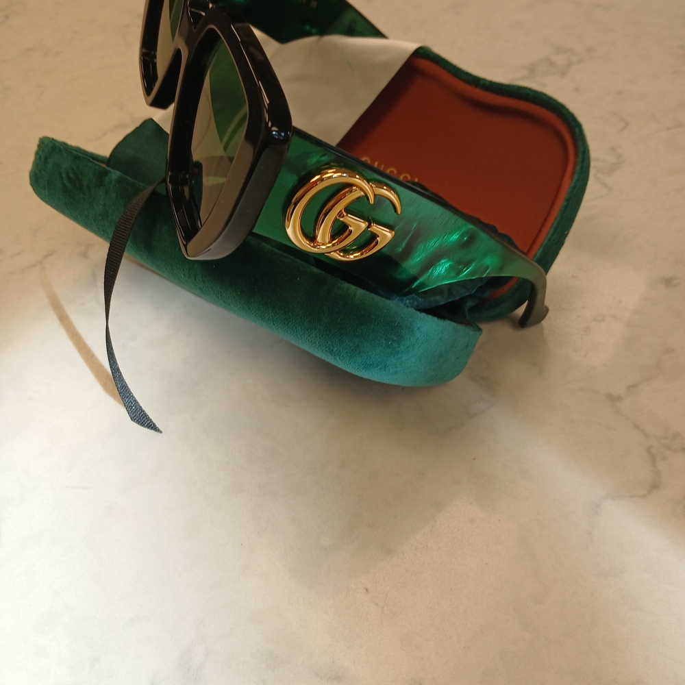 Gucci Sunglasses Green/Black Gucci Eyewear - Picture 7 of 14